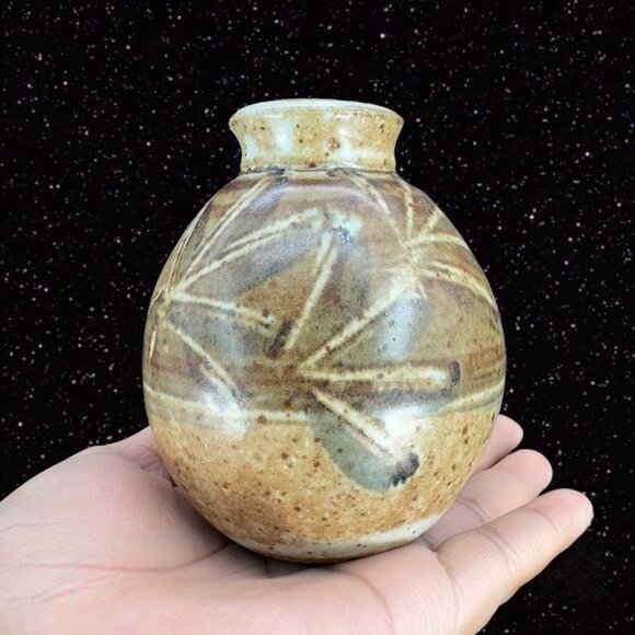 Hand Made Stoneware Pottery Ceramic Vase Hand Crafted Brown Flower Design VTG - Picture 7 of 13